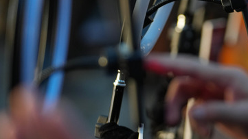 &ldquo;持證上崗&rdquo;新規落地，規范專(zhuān)業(yè)類(lèi)網(wǎng)絡(luò )直播