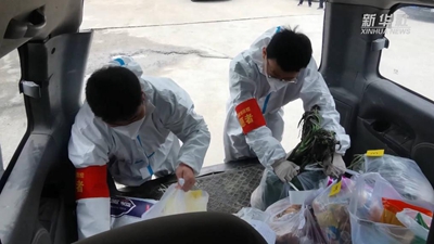 &ldquo;疫&rdquo;線(xiàn)有我丨重慶秀山：滯留旅客成為抗疫志愿者