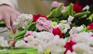 永不凋謝的冬奧禮物，幕后高手竟是這位上海退休阿姨