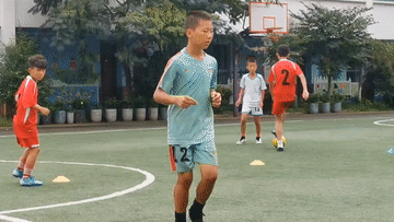 足球、學(xué)業(yè)、產(chǎn)業(yè)三不誤：西北小縣走出特色足球發(fā)展路