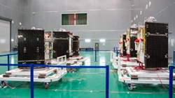 重塑鏈條降成本！民營(yíng)企業(yè)自主研發(fā)生產(chǎn)通信衛星的背后