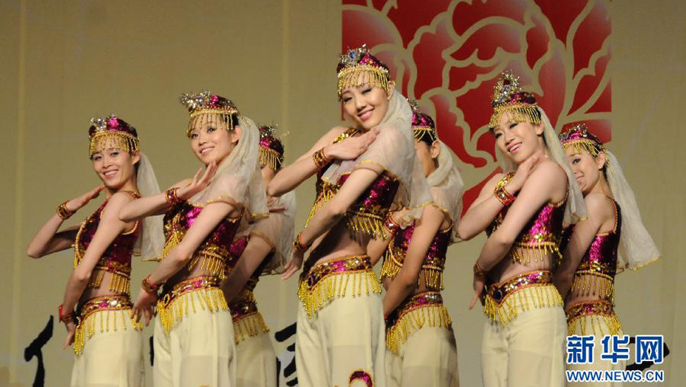 &ldquo;四海同春&rdquo;藝術(shù)團圓滿(mǎn)結束美加演出