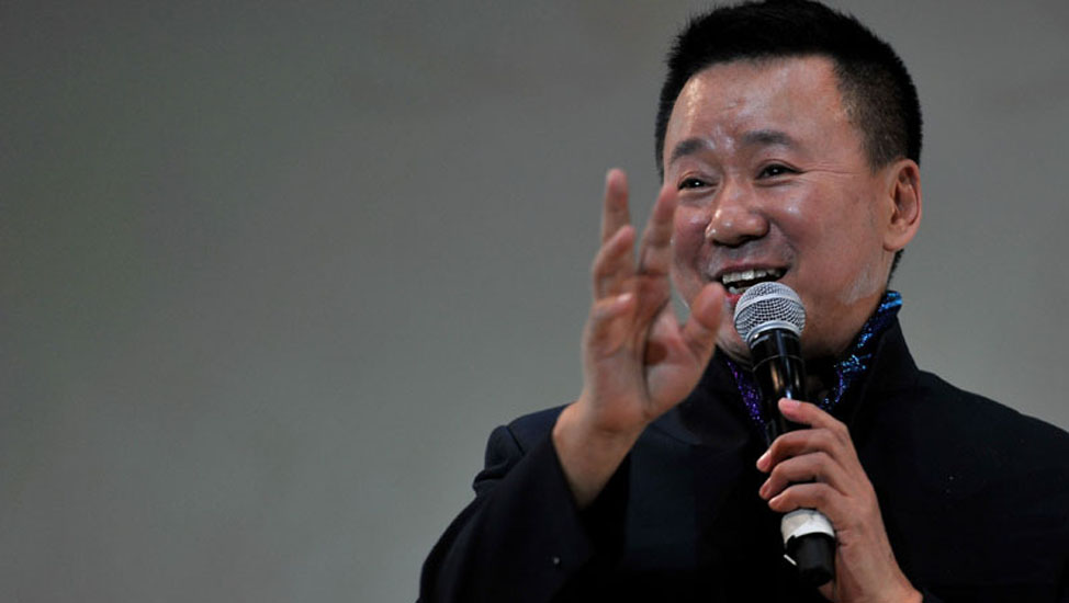 2月7日，卓林表演單口相聲《語(yǔ)言的魅力》