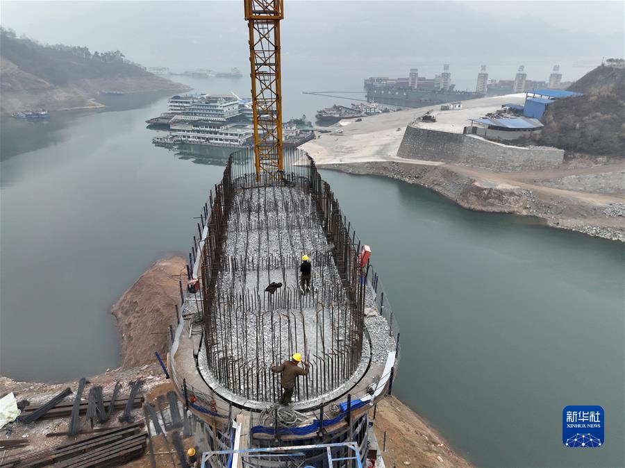 #（社會(huì )）（11）堅守崗位迎新年