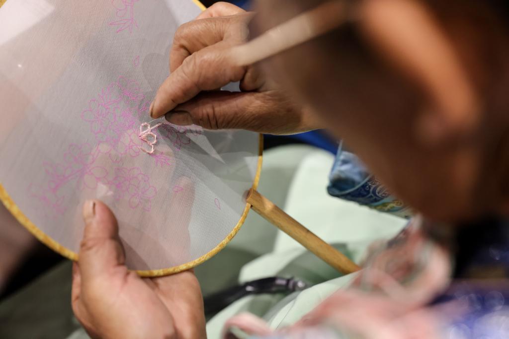 新華全媒+丨貴州：少數民族村寨里的&ldquo;巧匠計劃&rdquo;