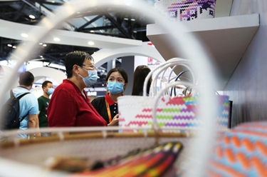 新華全媒+丨服貿會(huì )不斷擴大的&ldquo;朋友圈&rdquo;