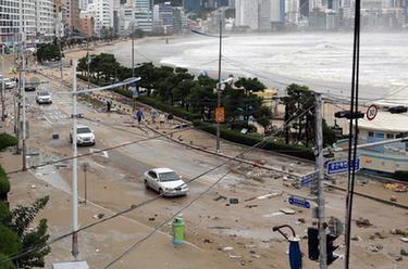 臺風(fēng)&ldquo;軒嵐諾&rdquo;登陸韓國致2人死亡