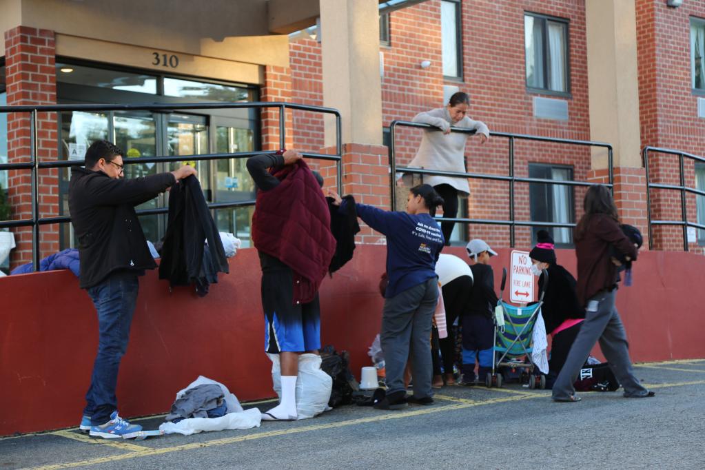 特寫(xiě)：紐約&ldquo;舒適&rdquo;旅館里的困境