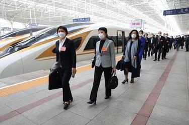 鏡觀(guān)中國&middot;新華社國內新聞?wù)掌恢芫x