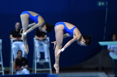 跳水——世界杯:陳芋汐/全紅嬋獲得女子雙人10米臺冠軍
