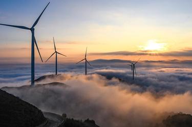 湖南桂陽(yáng)出現云海景觀(guān)