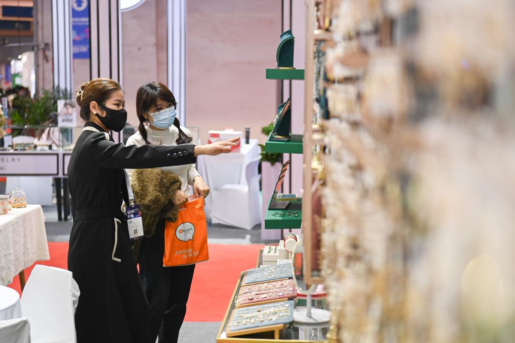 新華全媒+丨浙江義烏：新技術(shù)賦能&ldquo;世界超市&rdquo;40周年主題展