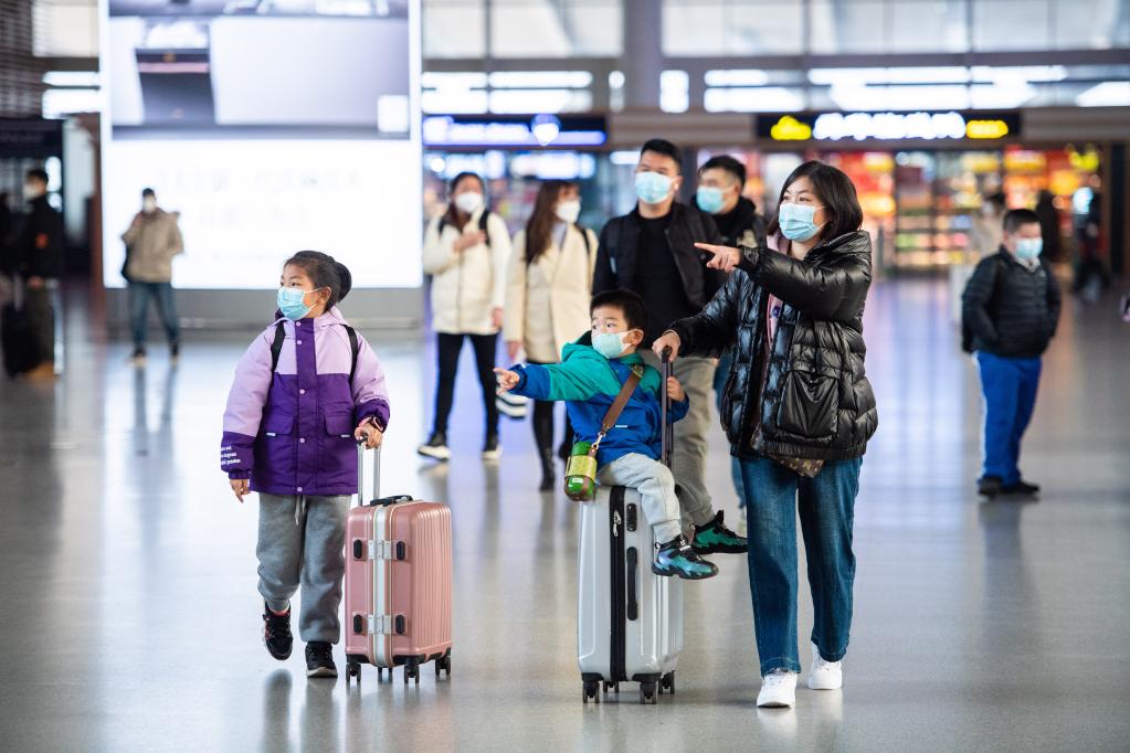 新春走基層丨添設備、暖服務(wù)、行方便&mdash;&mdash;湖南長(cháng)沙春運一線(xiàn)見(jiàn)聞