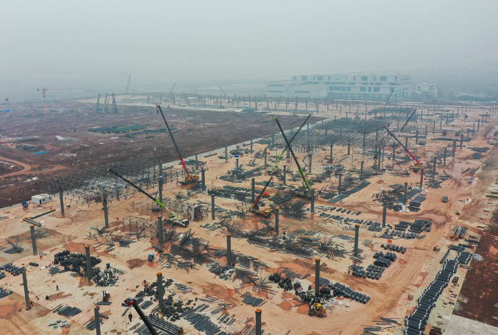 新華全媒+丨春節不打烊 重慶兩江新區加速推進(jìn)新能源汽車(chē)產(chǎn)業(yè)園項目