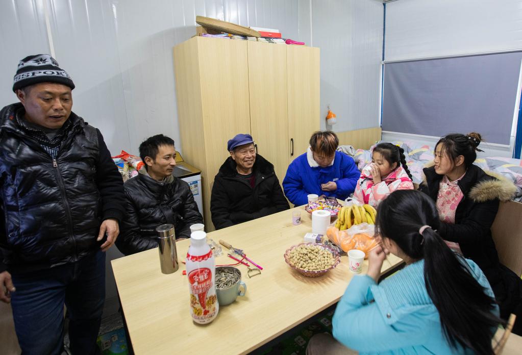 四川瀘定5.6級地震暫無(wú)人員傷亡和房屋倒塌報告