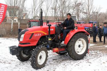 甘肅隴西:農機手的新春“第一課”