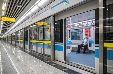 新華全媒+丨重慶軌道交通運營(yíng)總里程突破500公里