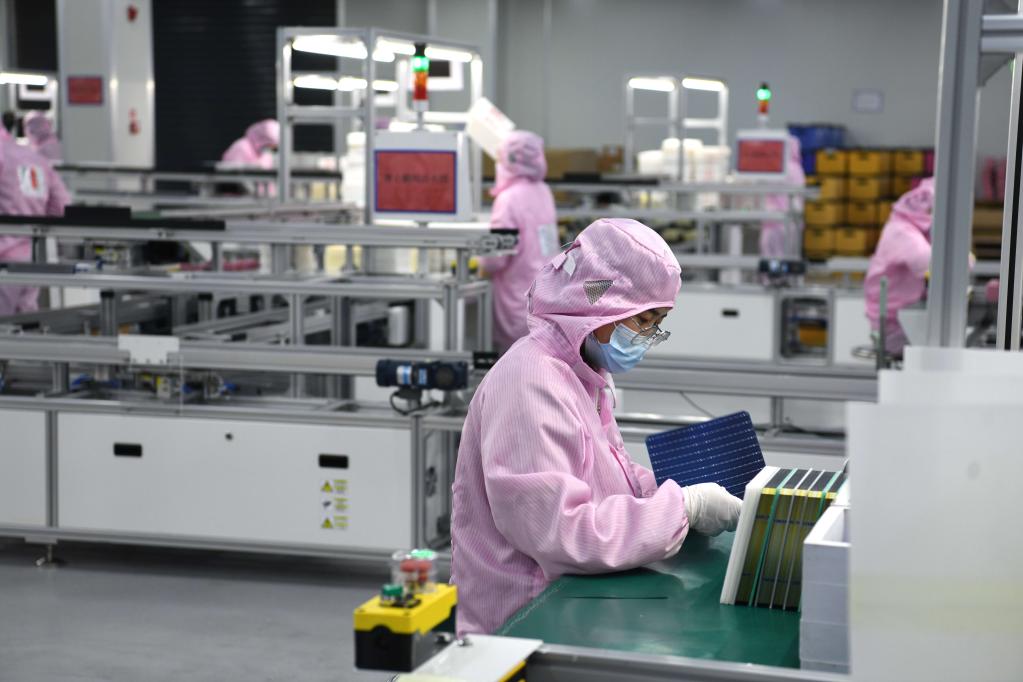 新華全媒+｜&ldquo;近鄰&rdquo;變&ldquo;緊鄰&rdquo;&mdash;&mdash; 一個(gè)小鎮的跨界發(fā)展