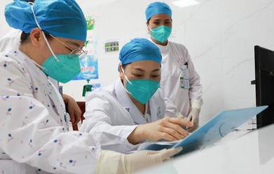 韋小麗：做好村民健康&ldquo;守門(mén)人&rdquo;