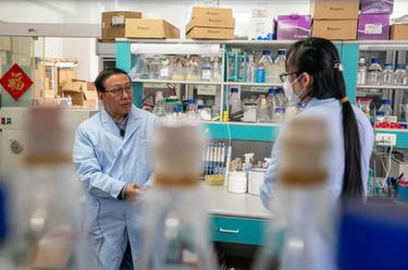 張克勤代表：為科技強國、農業(yè)強國作貢獻