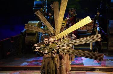 河北山海關(guān):大型室內史詩(shī)演出——《長(cháng)城》排演