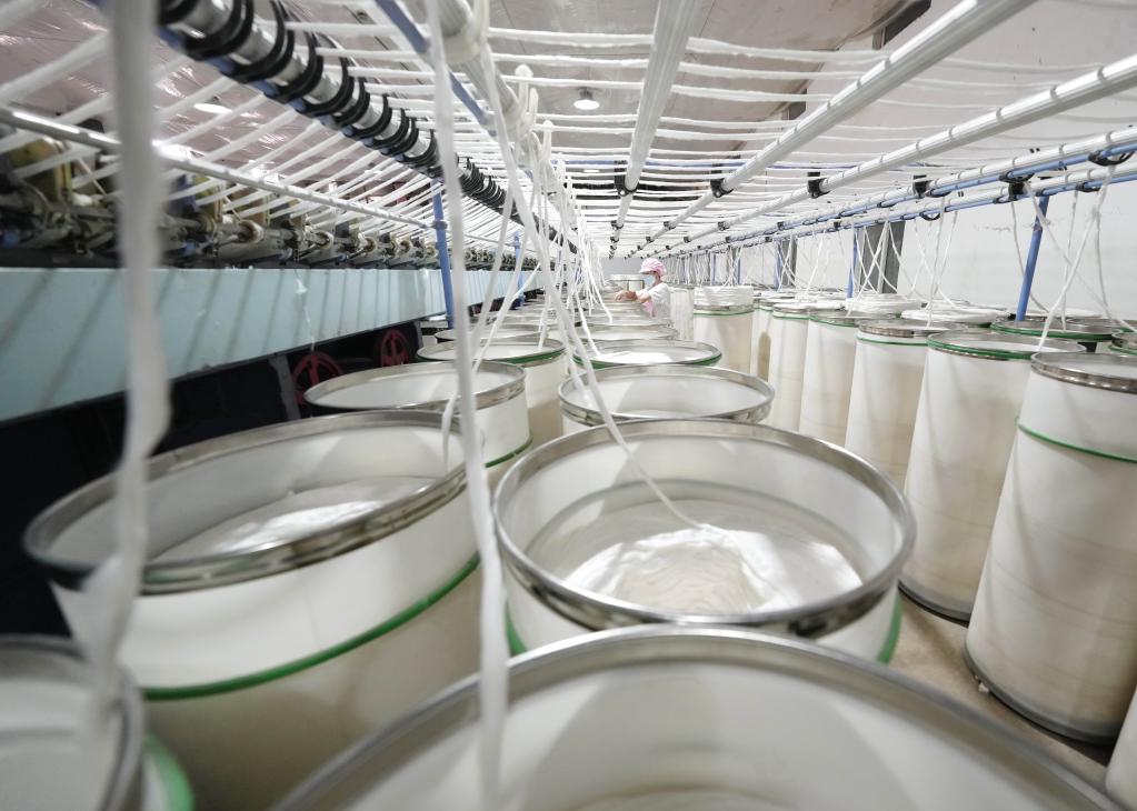 河北青龍：鄉村工廠(chǎng)惠民生