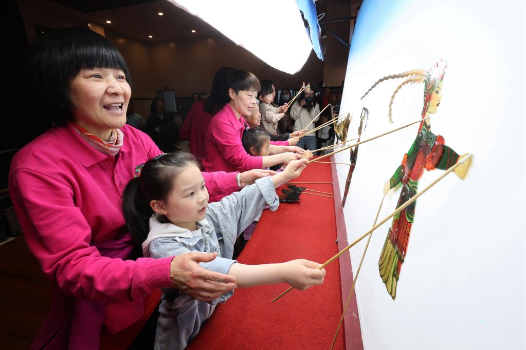 &ldquo;文化走親&rdquo;豐富鄉村文化生活