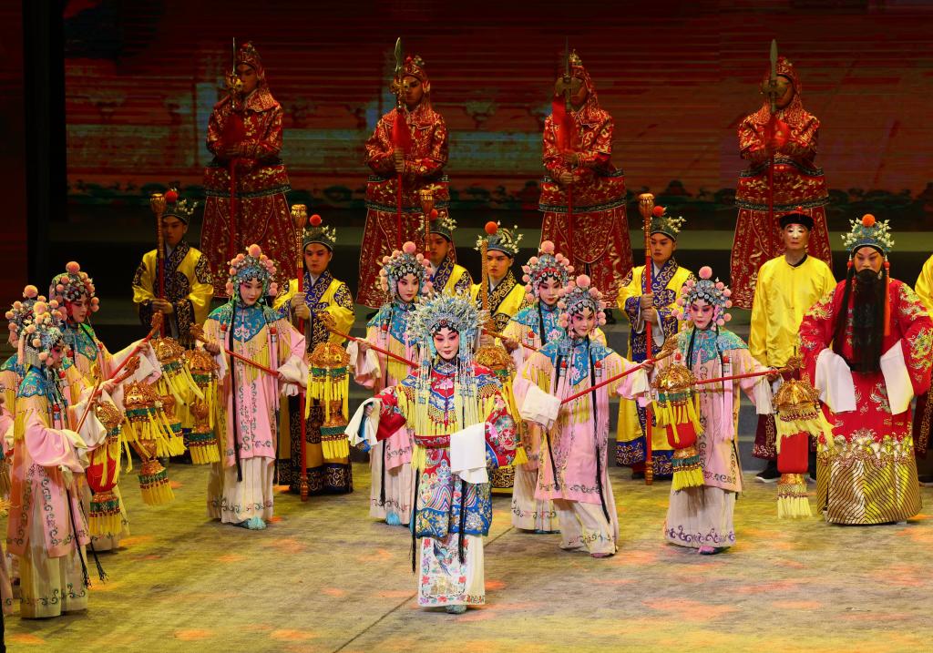 全國戲曲（北方片）會(huì )演在石家莊開(kāi)幕