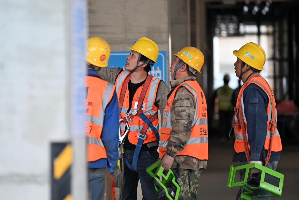 新時(shí)代農民工的建造師之路