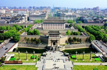 新華全媒+丨打卡古都西安的文化地標&mdash;&mdash;西安城墻