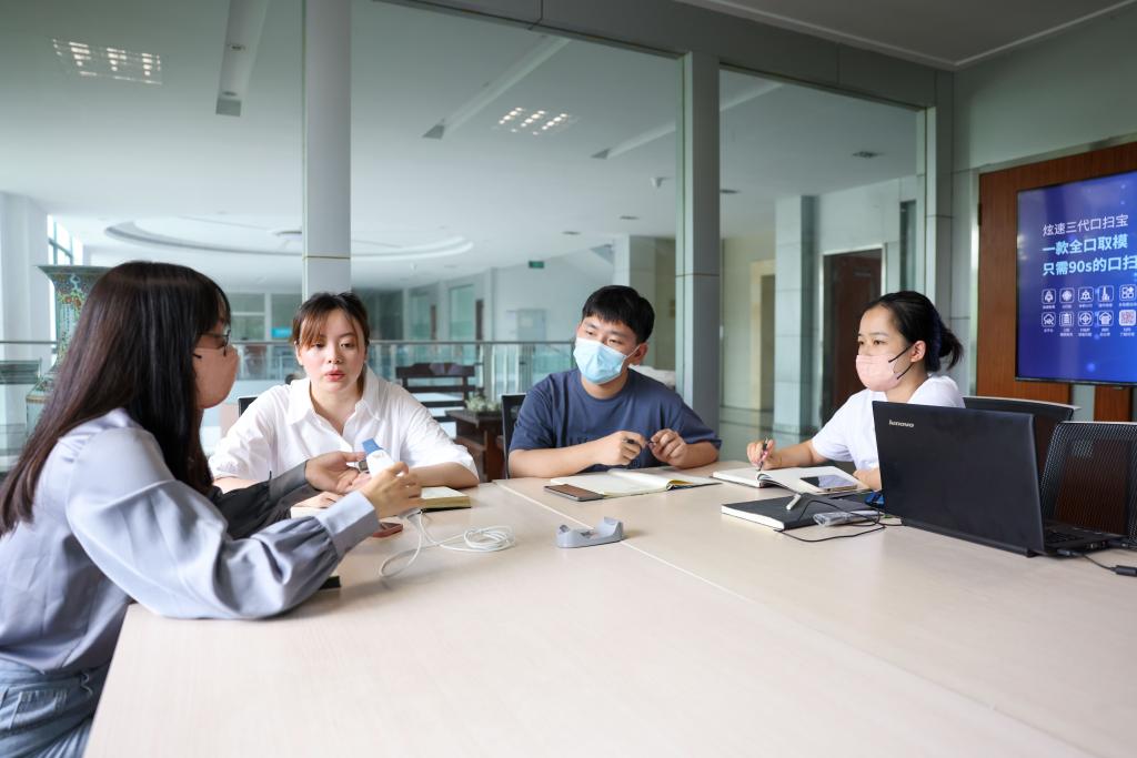 &ldquo;95后&rdquo;海歸返鄉助力產(chǎn)業(yè)發(fā)展