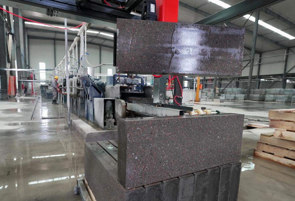 河北撫寧：培育新型建材產(chǎn)業(yè)高質(zhì)量發(fā)展強經(jīng)濟&ldquo;筋骨&rdquo;