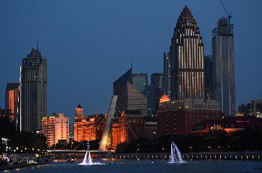 暢游津夜 用音樂(lè )“點(diǎn)亮”海河