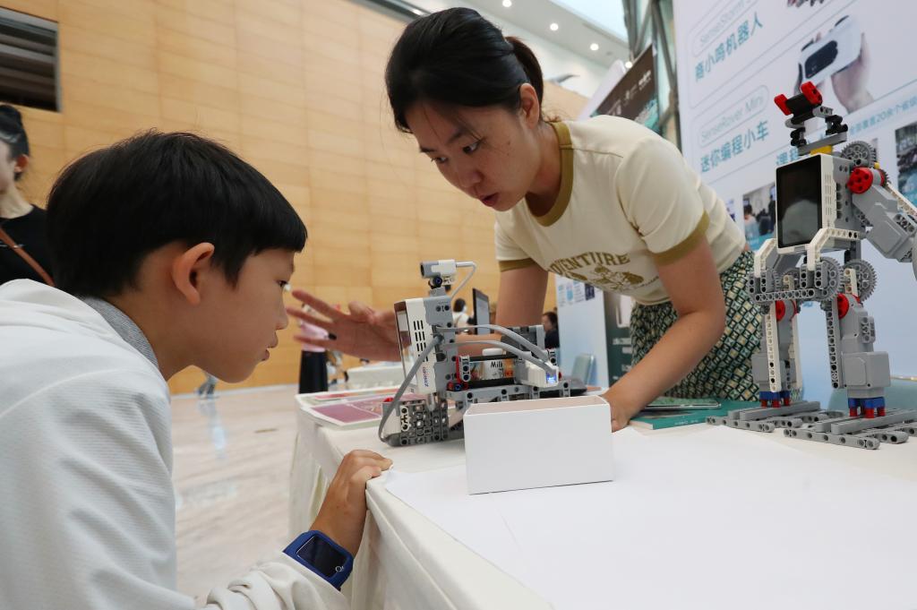 上海：館校攜手助力科創(chuàng  )教育