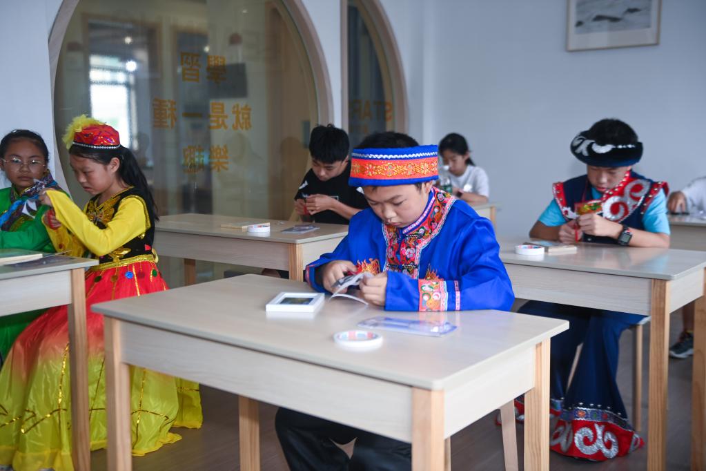 浙江湖州：開(kāi)展專(zhuān)場(chǎng)活動(dòng)服務(wù)少數民族群眾