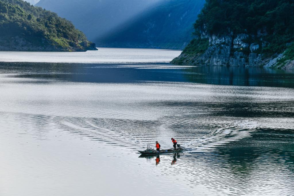 鏡觀(guān)中國&middot;新華社國內新聞?wù)掌恢芫x