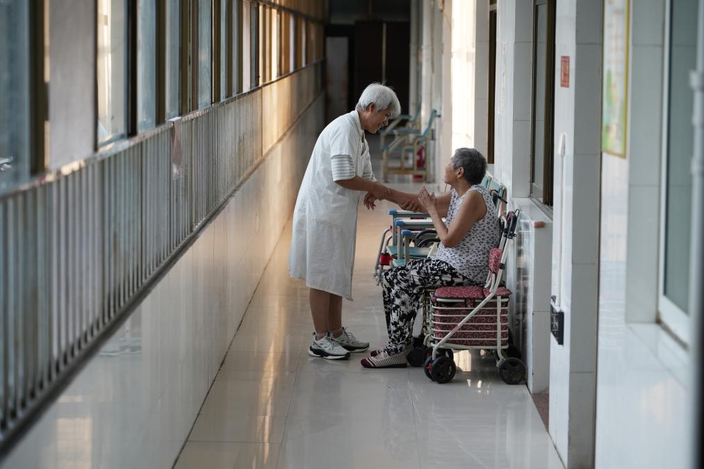 高質(zhì)量發(fā)展調研行丨河北正定：鄉村醫養綜合體讓老人安享晚年