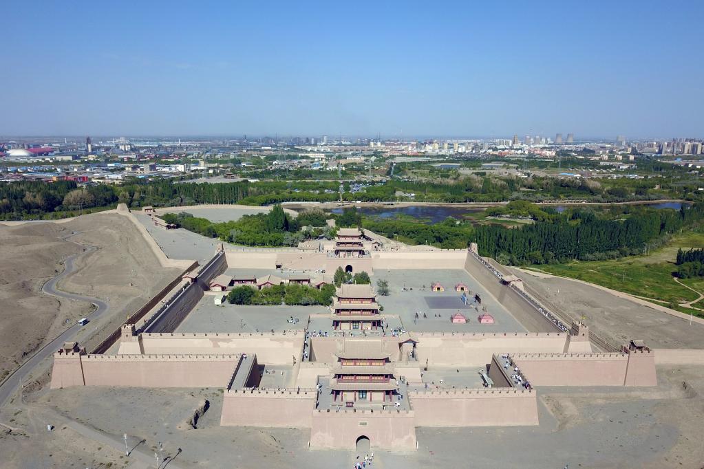 &ldquo;天下第一雄關(guān)&rdquo;暑期游客盈門(mén)