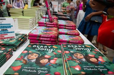 美國全國圖書(shū)節在華盛頓舉行