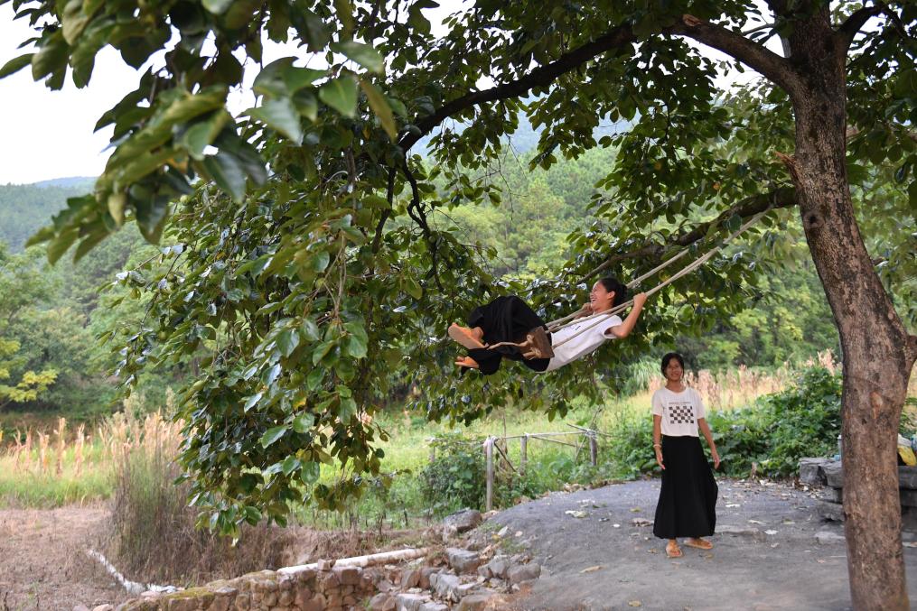 九嶷山下 孩子們的鄉村藝術(shù)節