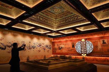 新華全媒+丨第六屆絲綢之路（敦煌）國際文化博覽會(huì )開(kāi)幕