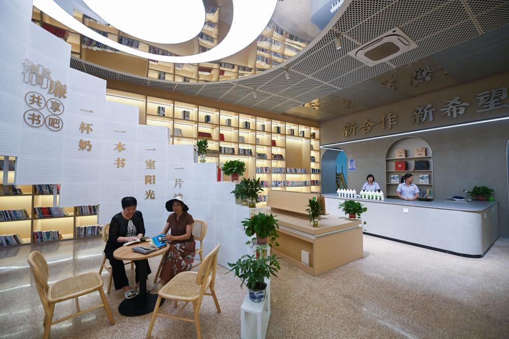 鮮奶共富工坊進(jìn)社區 助力集體增收百姓共富