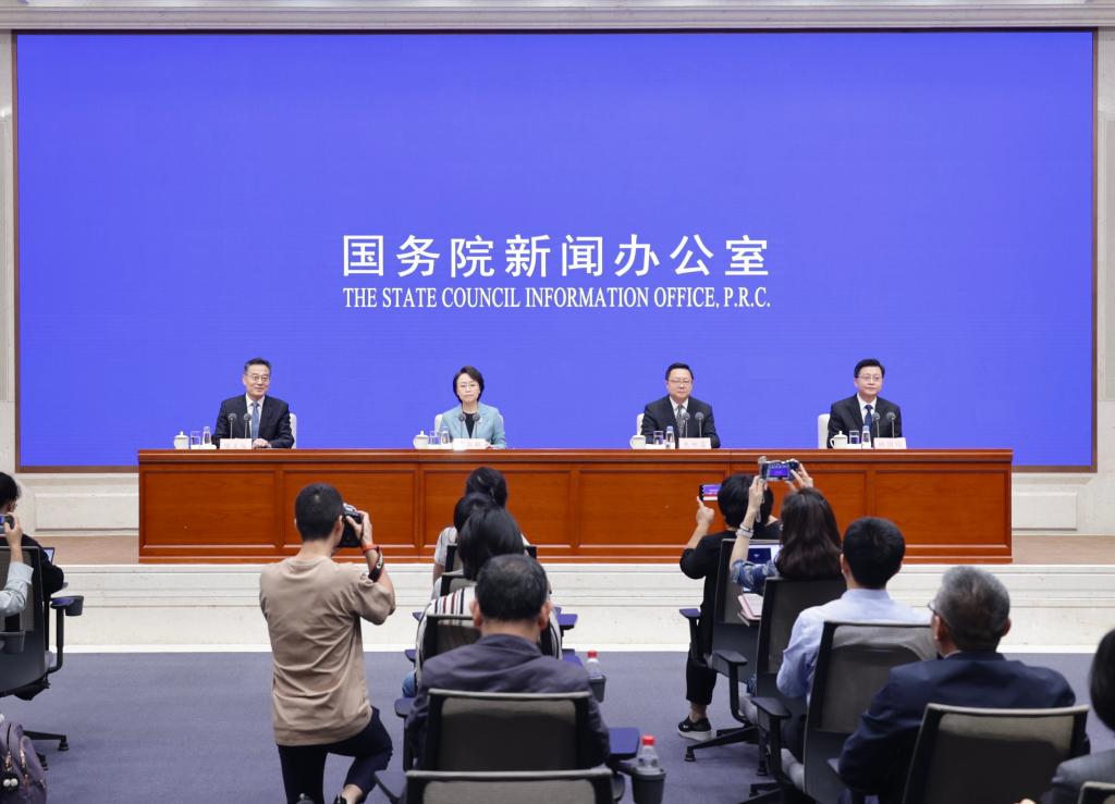 國新辦舉行&ldquo;權威部門(mén)話(huà)開(kāi)局&rdquo;系列主題新聞發(fā)布會(huì ) 介紹推動(dòng)廣播電視和網(wǎng)絡(luò )視聽(tīng)高質(zhì)量發(fā)展、努力鑄就中國特色社會(huì )主義文化新輝煌有關(guān)情況