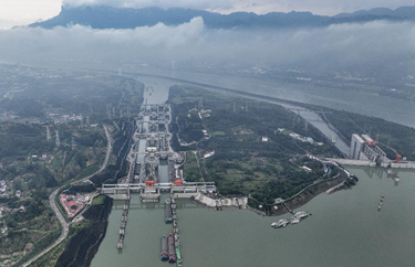 三峽樞紐前三季度航運通過(guò)量1.31億噸 創(chuàng  )歷史新高