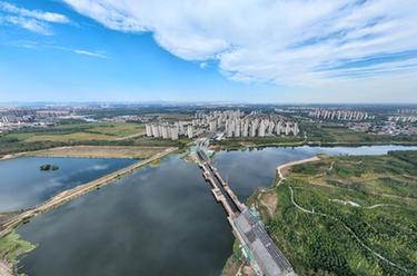 建設中的廠(chǎng)通路潮白河大橋工程