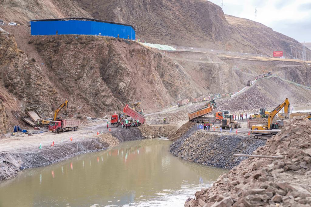 西藏梅帕塘水庫工程如期實(shí)現截流