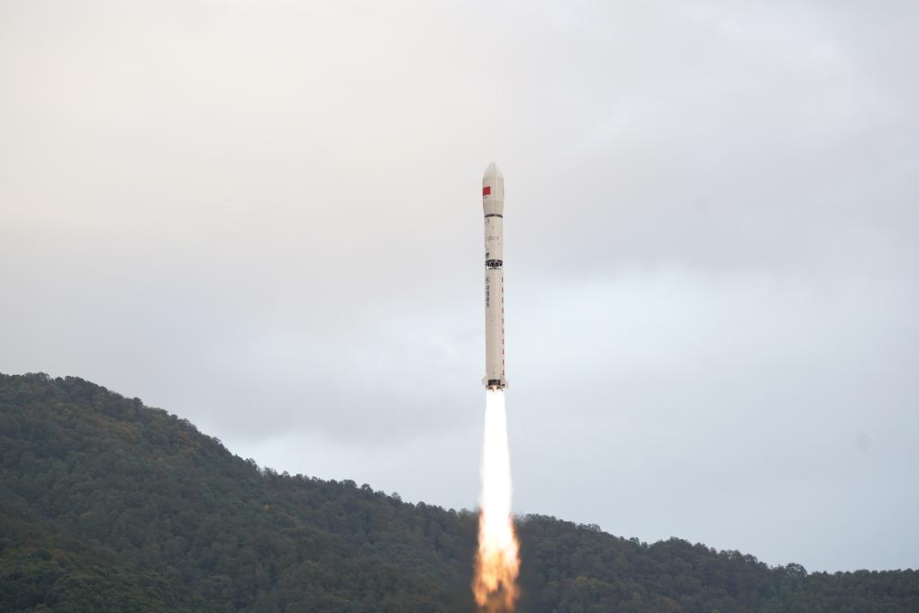 我國成功發(fā)射衛星互聯(lián)網(wǎng)技術(shù)試驗衛星