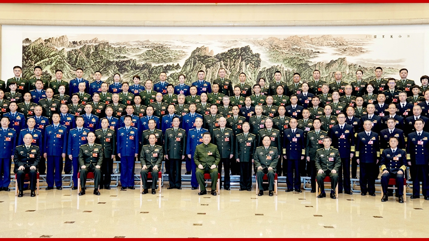 習近平出席解放軍和武警部隊代表團全體會(huì )議