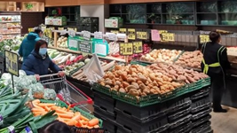 投放儲備肉菜、必需品不斷檔&hellip;&hellip;年關(guān)有溫度年味更濃情