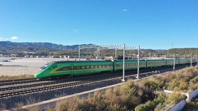 中老鐵路實(shí)現客貨運輸量質(zhì)齊升